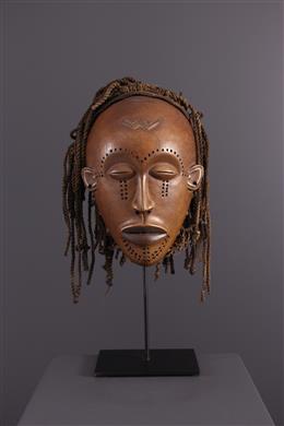 Art africain - Masque féminin Pwo Chokwe